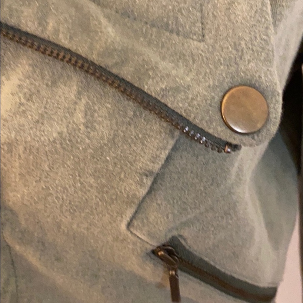 INC International Concepts Zipper Crop Jacket - Picture 3 of 8